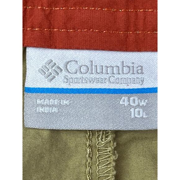 Columbia Men’s 40 Tan 10" Inseam Cargo / Chino Shorts Outdoor / Casual Style - Picture 3 of 7